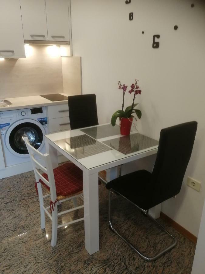 Apartma Rok Ankaran Buitenkant foto